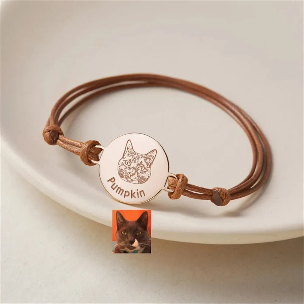 BarkBlings™ Custom Pet Portrait Bracelet – Adjustable Leather with Round Pendant, Perfect Gift for Dog Lovers